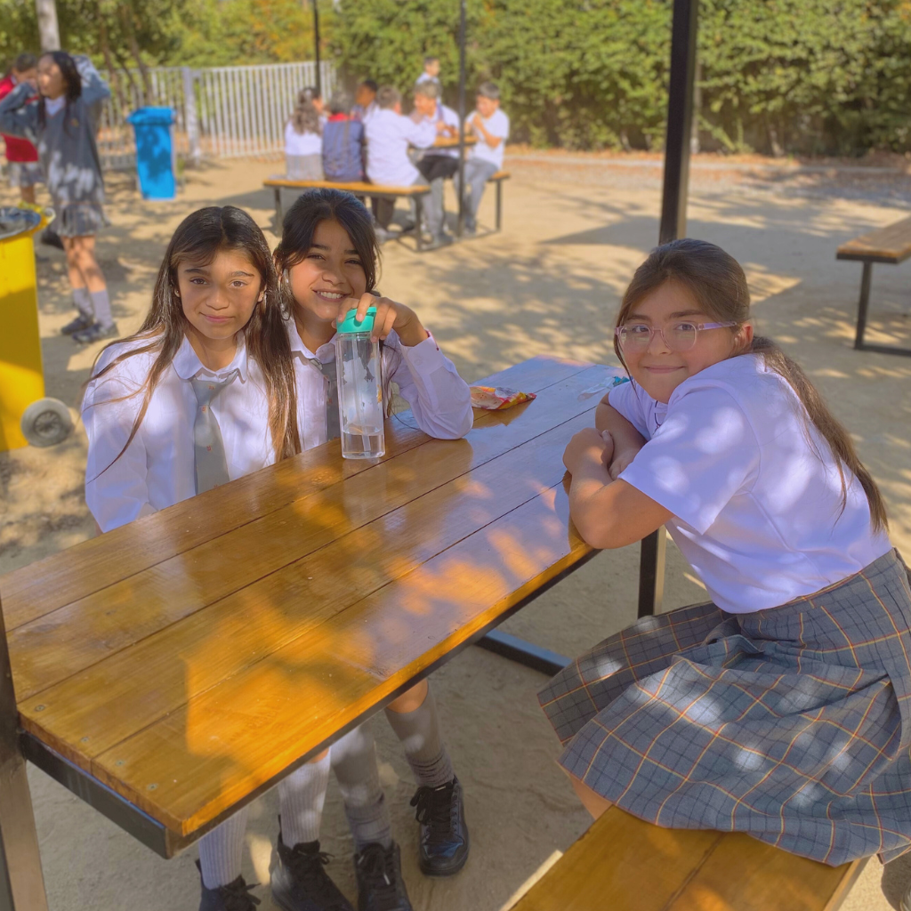 Whipple-School-Home-Niños